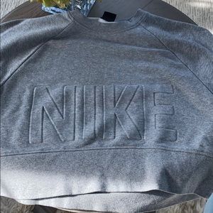 Crop Nike sweatshirt